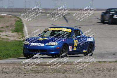 media/Feb-24-2024-CalClub SCCA (Sat) [[de4c0b3948]]/Group 5/Qualifying (Off Ramp)/